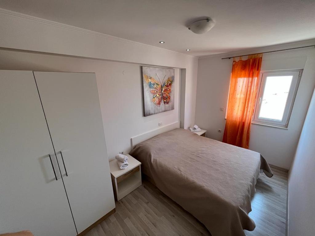 Apartments Pivac Макарска Экстерьер фото